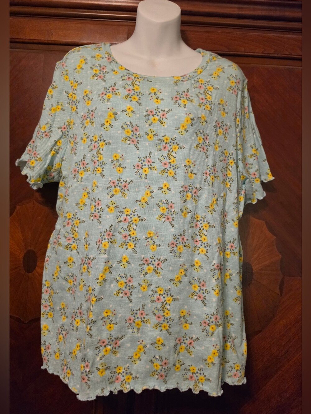 Lularoe Kelly Top